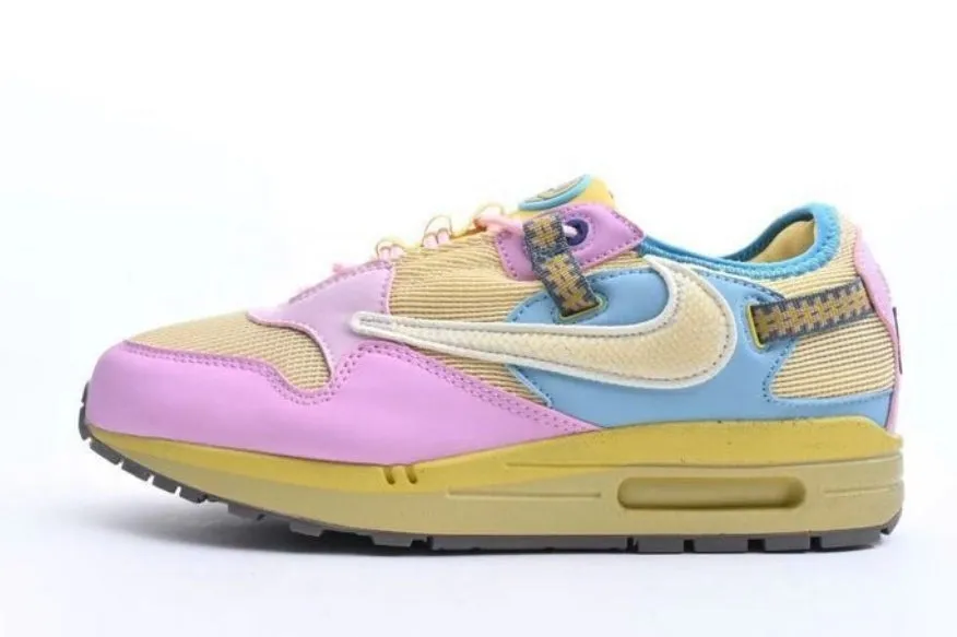 Baskets Nike Air Max 1 X Travis Scott