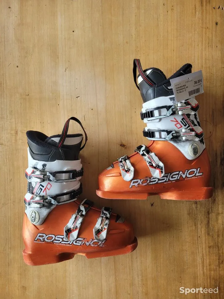 Chaussures de ski ROSSIGNOL WORLD CUP 70 d'occasion Ajouté le : 31/12/2022