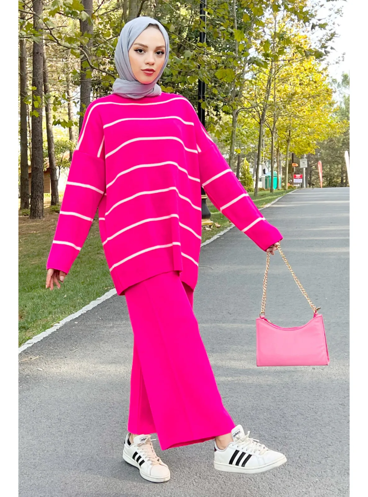 Fuchsia - Unlined - Crew neck - Knit Suits