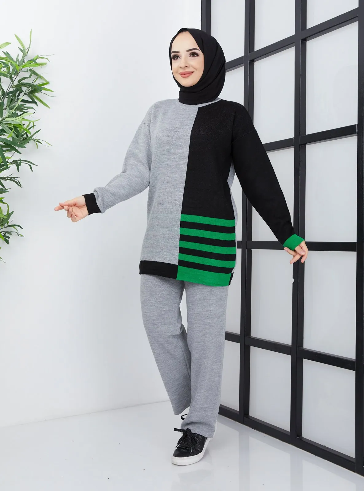 Gray - Green - Stripe - Unlined - Crew neck - Knit Suits