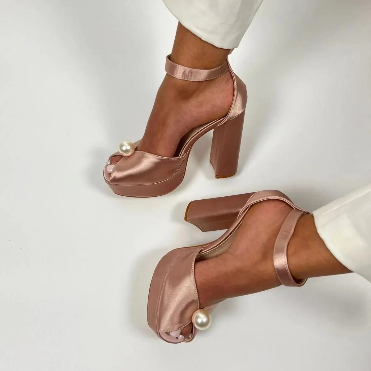 Sandale à talons - Nude