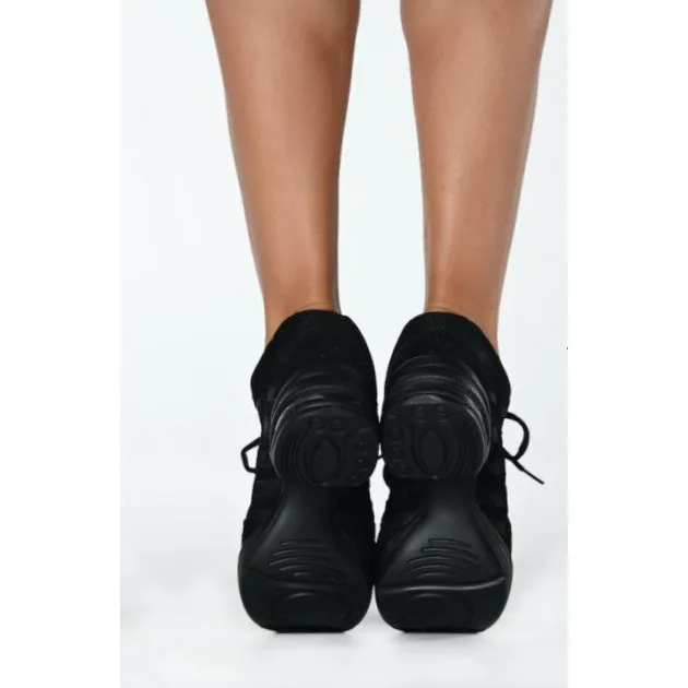 Sneakers Dansez-vous Révolution - Avant scène