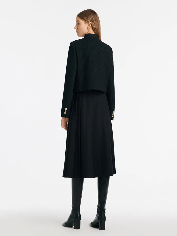 Veste courte avec rabats et demi-jupe, costume deux pièces