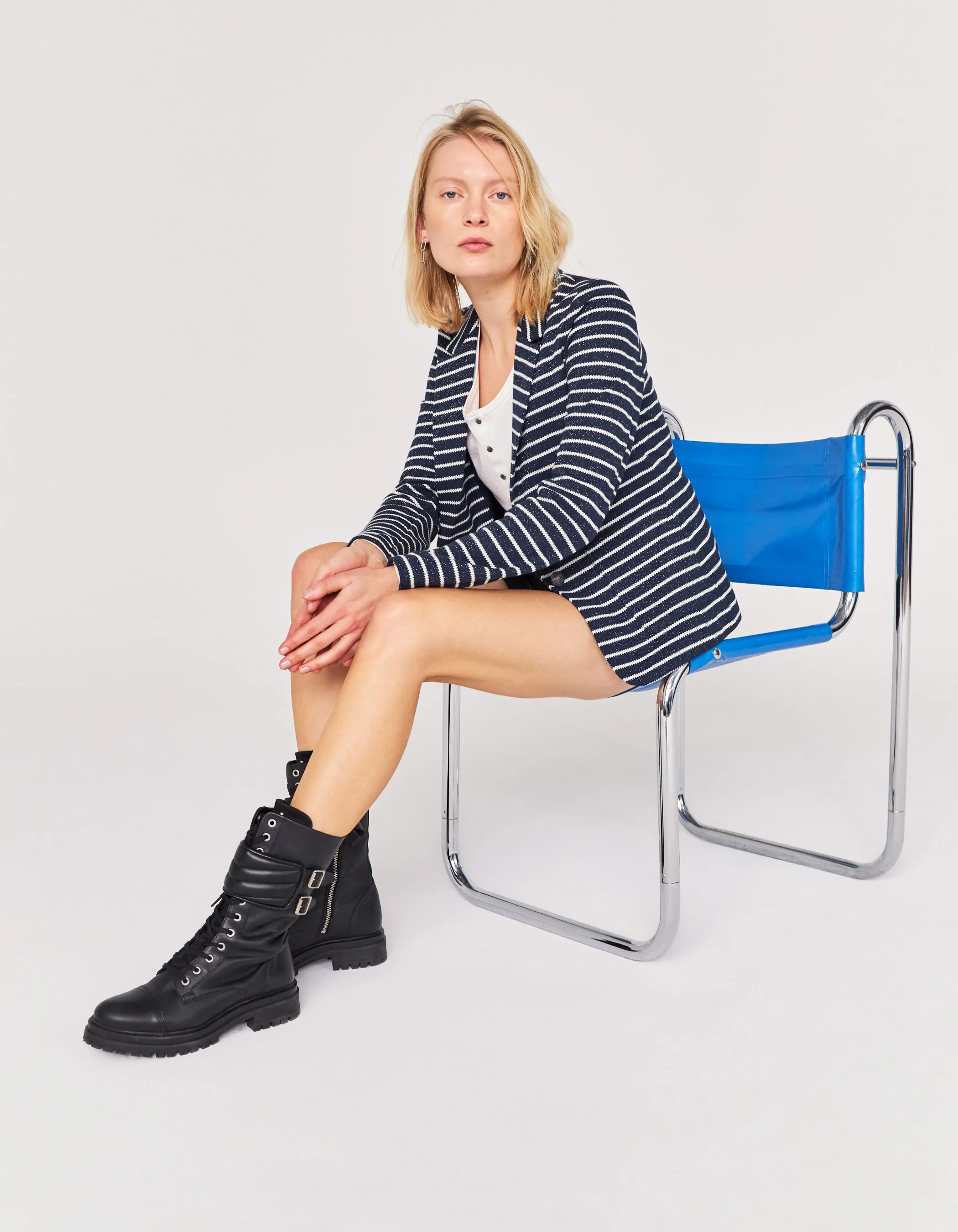 Veste tailleur cintrée à rayures femme